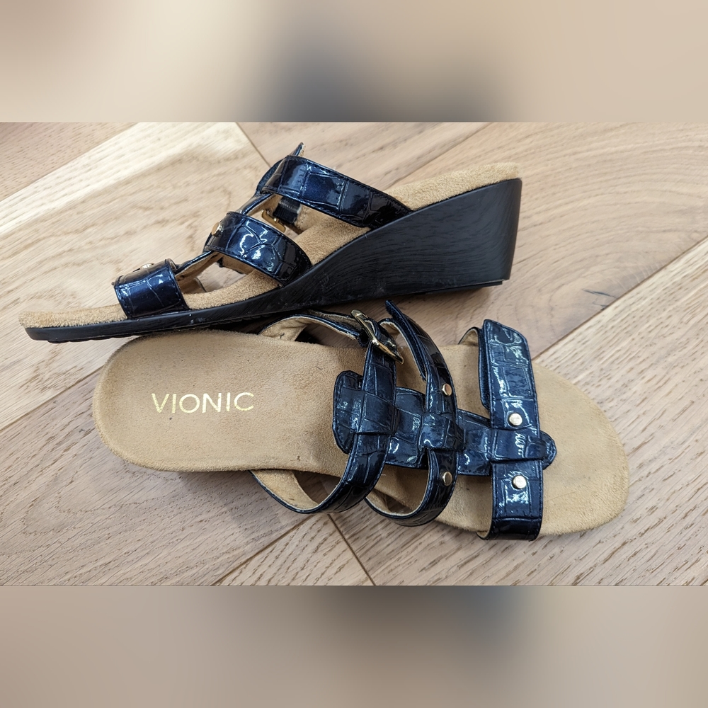 Vionic Radia Blue Slip On Wedge Sandals Size 5